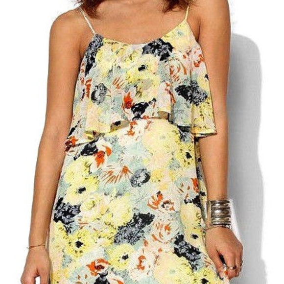 UO Love Sadie Floral Watercolor CHIFFON MaXi DRESS - Picture 5 of 7